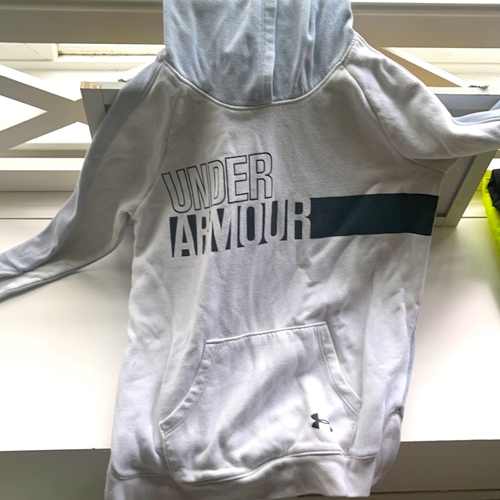 Under Amour hoodie